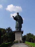 Arona - San Carlone / Statue des San Carlo Borromeo